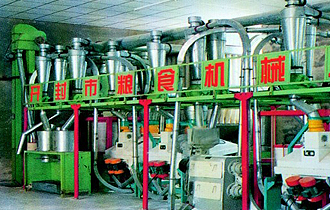 產(chǎn)品名稱：日加工玉米50-150噸成套機械設(shè)備
產(chǎn)品型號：
產(chǎn)品規(guī)格：